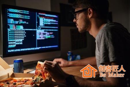 專業(yè)的研發(fā)人員配置專業(yè)的小程序