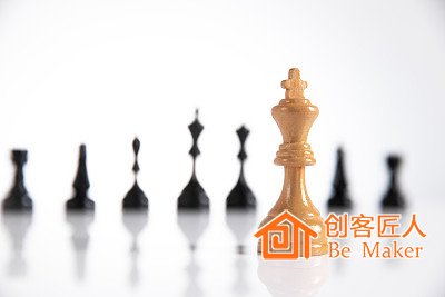 脫穎而出，只差一個(gè)名字的距離